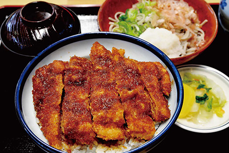 ソースカツ丼とおそばのセット